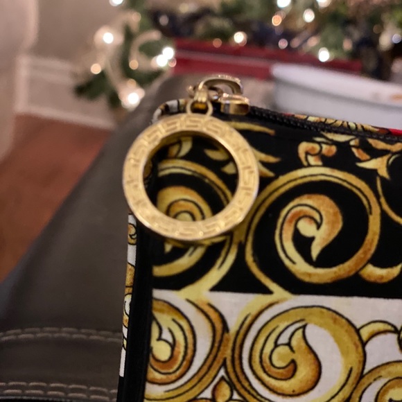 VERSACE - Picture 2 of 3